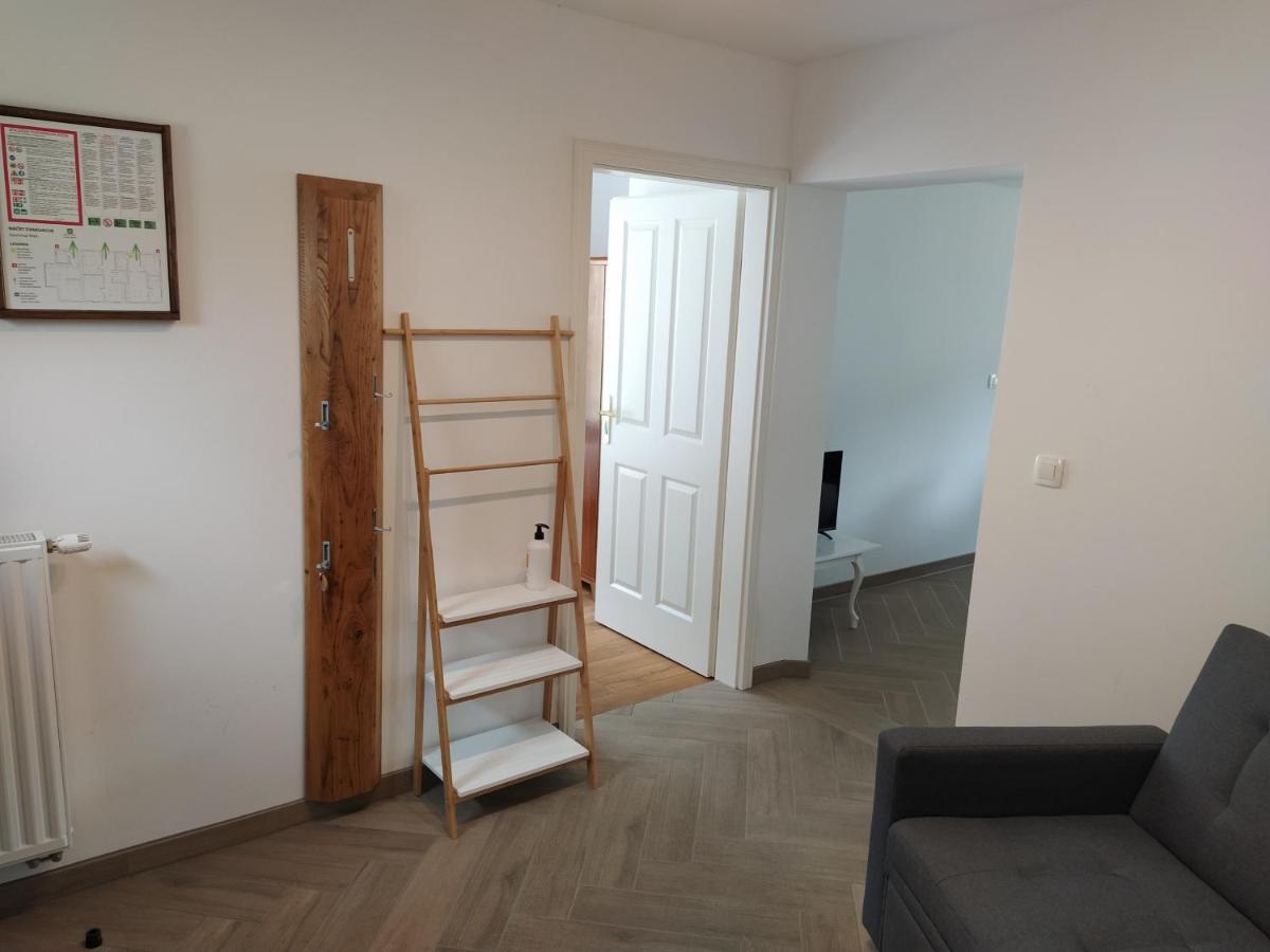 Apartmaji Maln Dolenjske Toplice Exterior photo