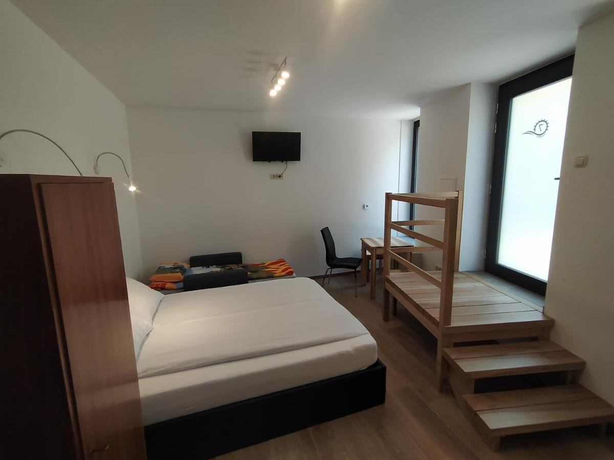 Apartmaji Maln Dolenjske Toplice Exterior photo