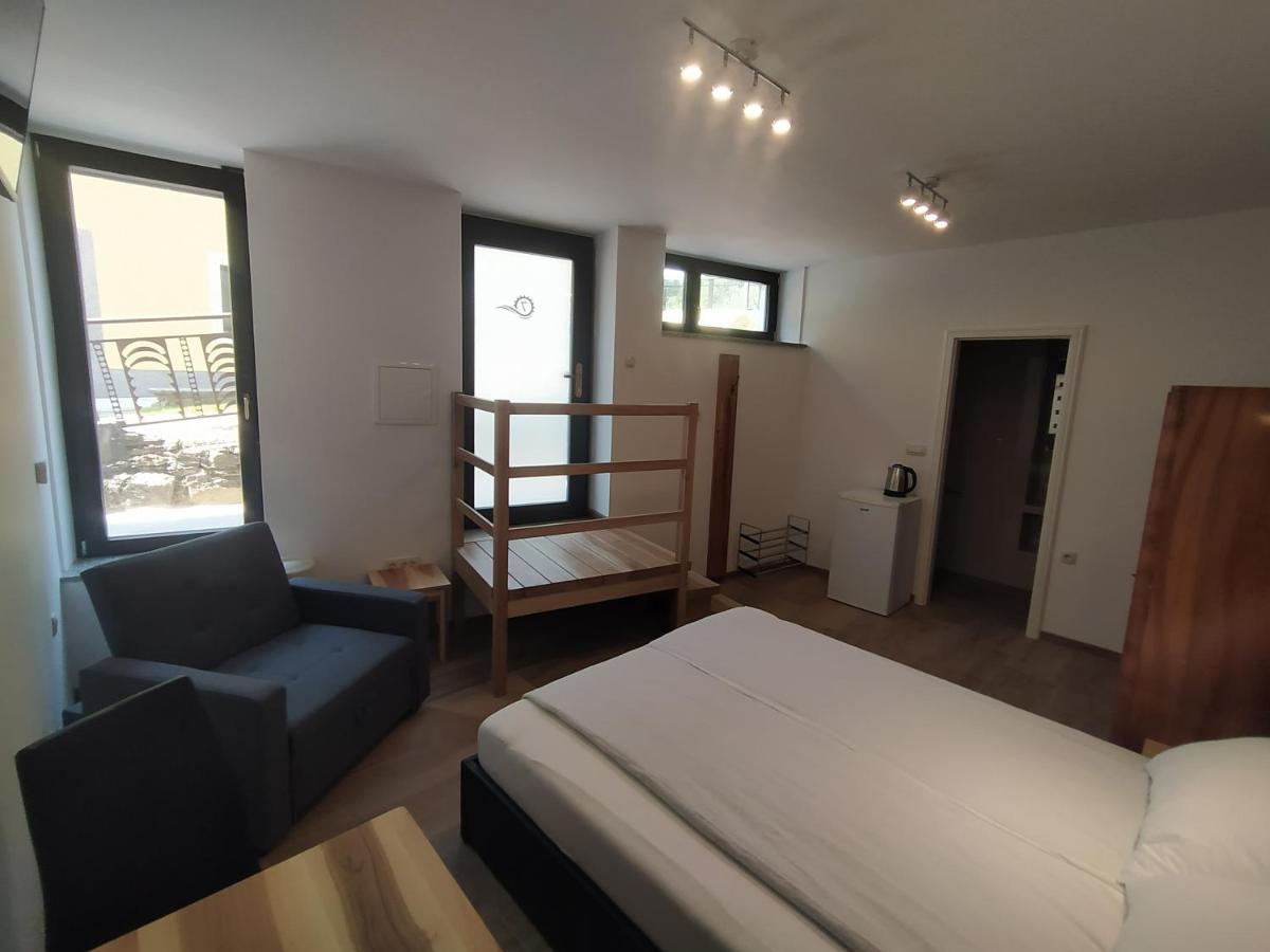 Apartmaji Maln Dolenjske Toplice Exterior photo